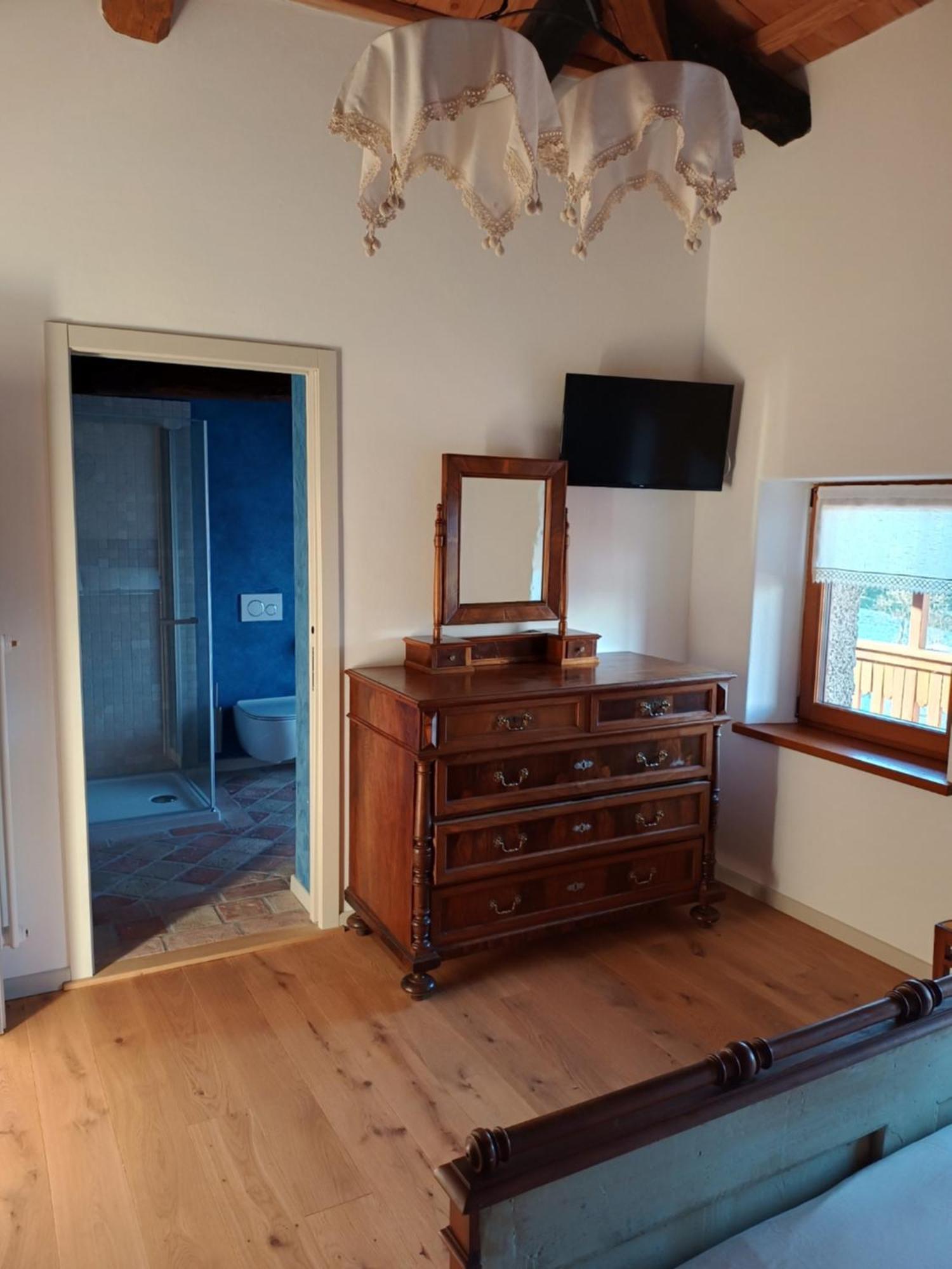 La Farie Bed & Breakfast Mediis Luaran gambar