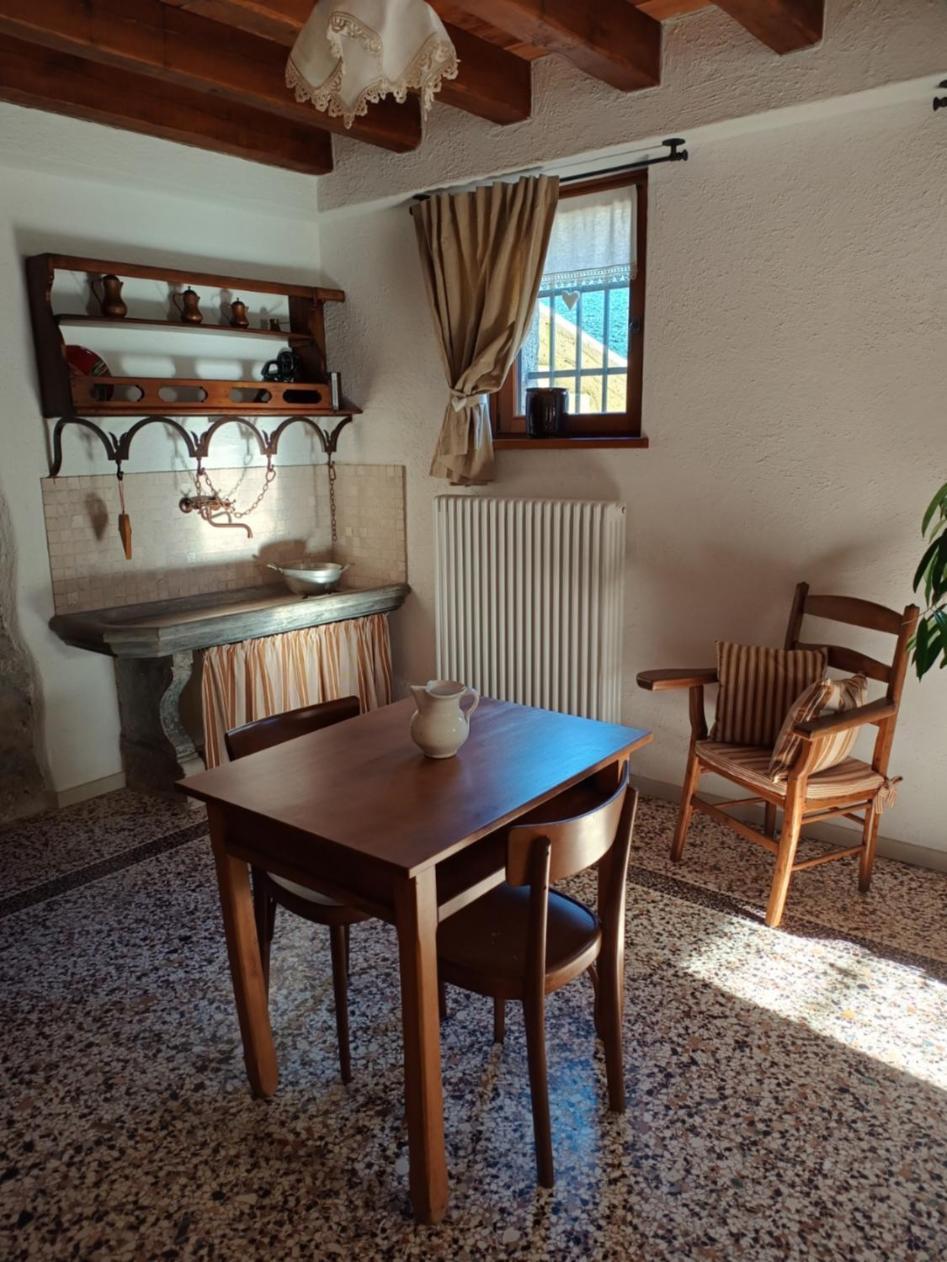 La Farie Bed & Breakfast Mediis Luaran gambar