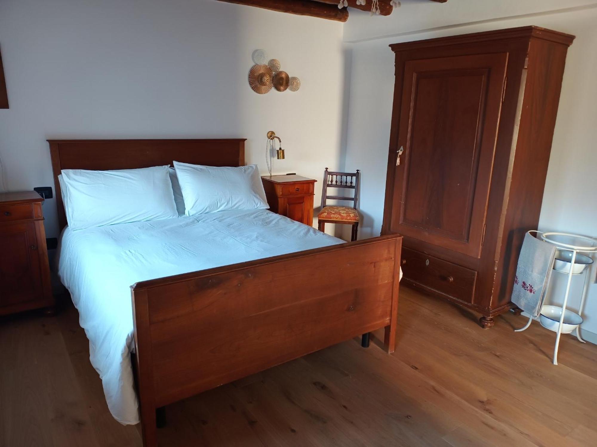 La Farie Bed & Breakfast Mediis Luaran gambar