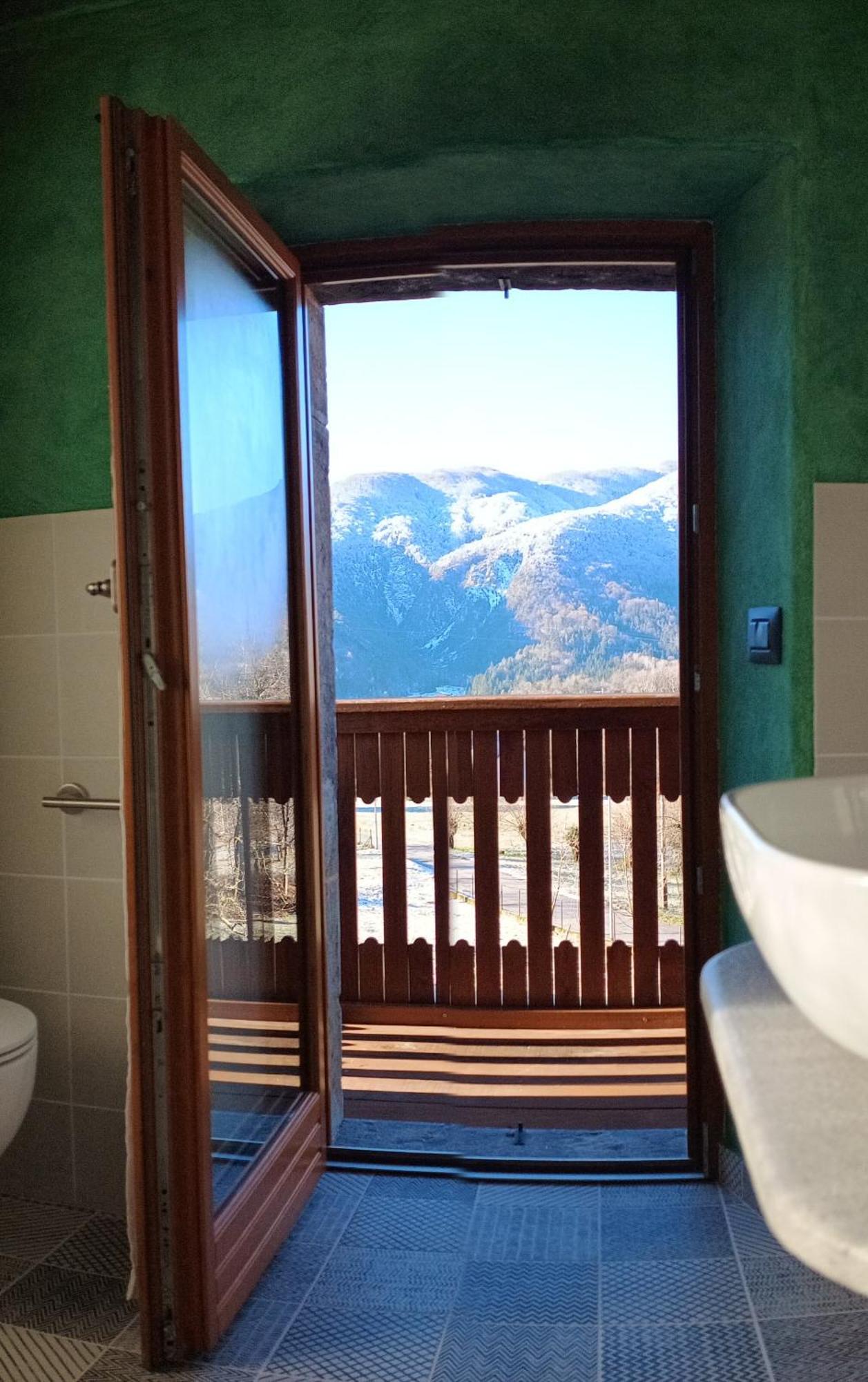 La Farie Bed & Breakfast Mediis Luaran gambar